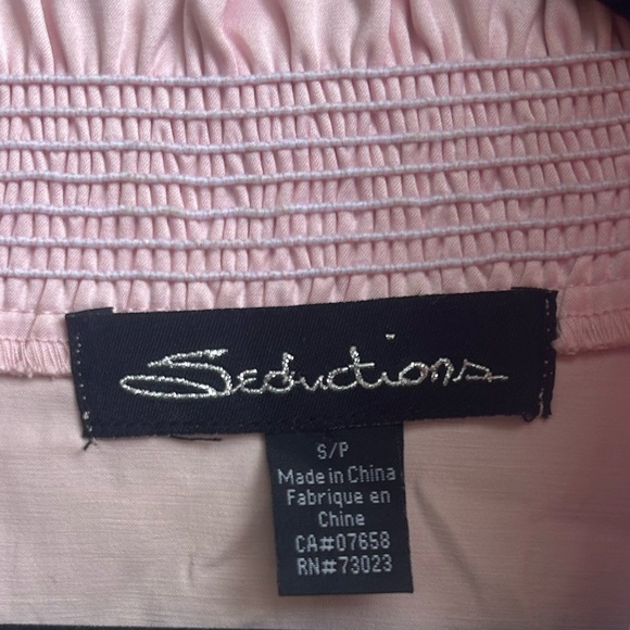 Coquette pink shrug - Picture 5 of 5